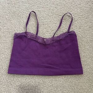 UO Urban Outfitters Purple cropped lace cami top M/L